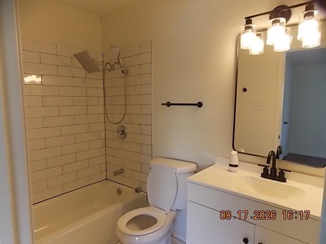 3425 Doolittle Drive Property Photo 6