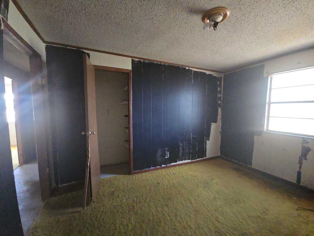 307 E Weaver Avenue Property Photo 7