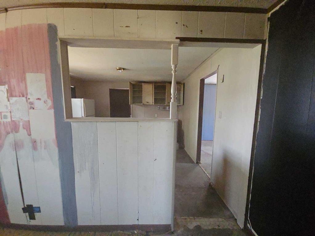 307 E Weaver Avenue Property Photo 15