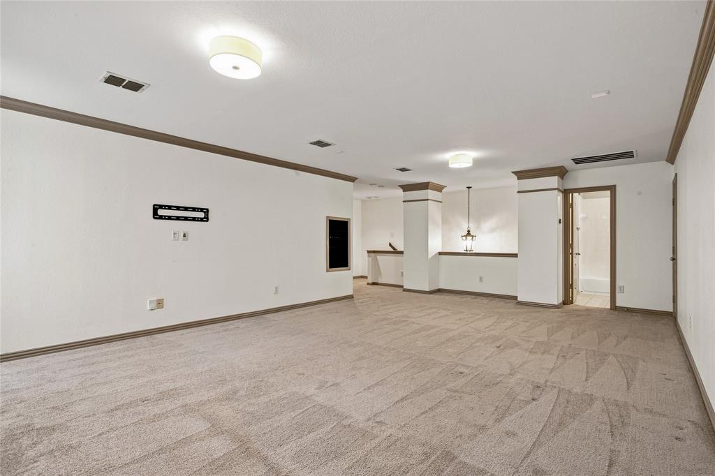 7943 Mckamy Drive Property Photo 4