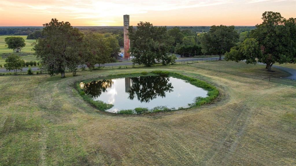 10381 Fm 512 Property Photo 6