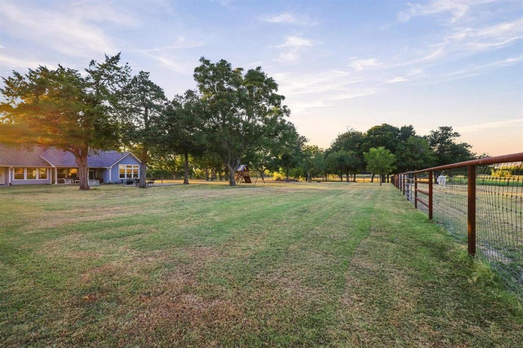 10381 Fm 512 Property Photo 8