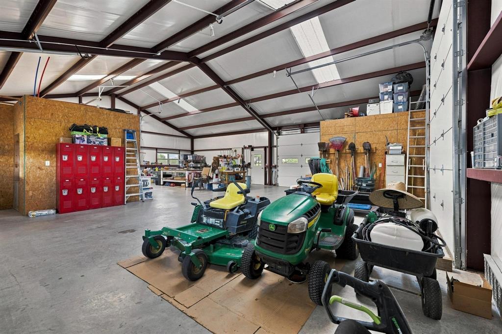 10381 Fm 512 Property Photo 24
