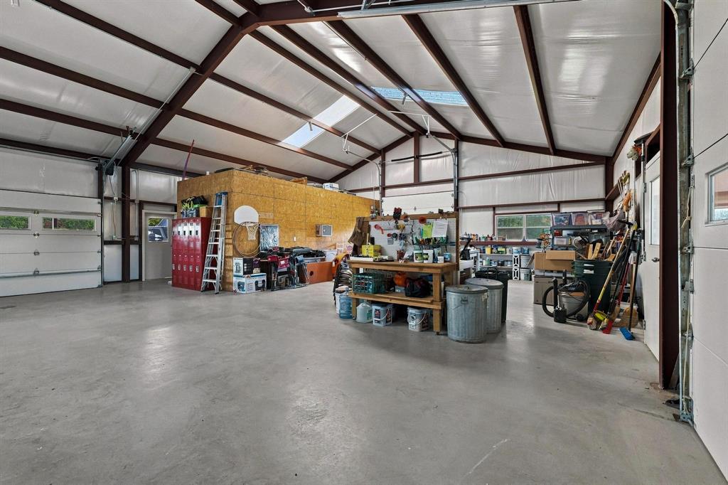 10381 Fm 512 Property Photo 25