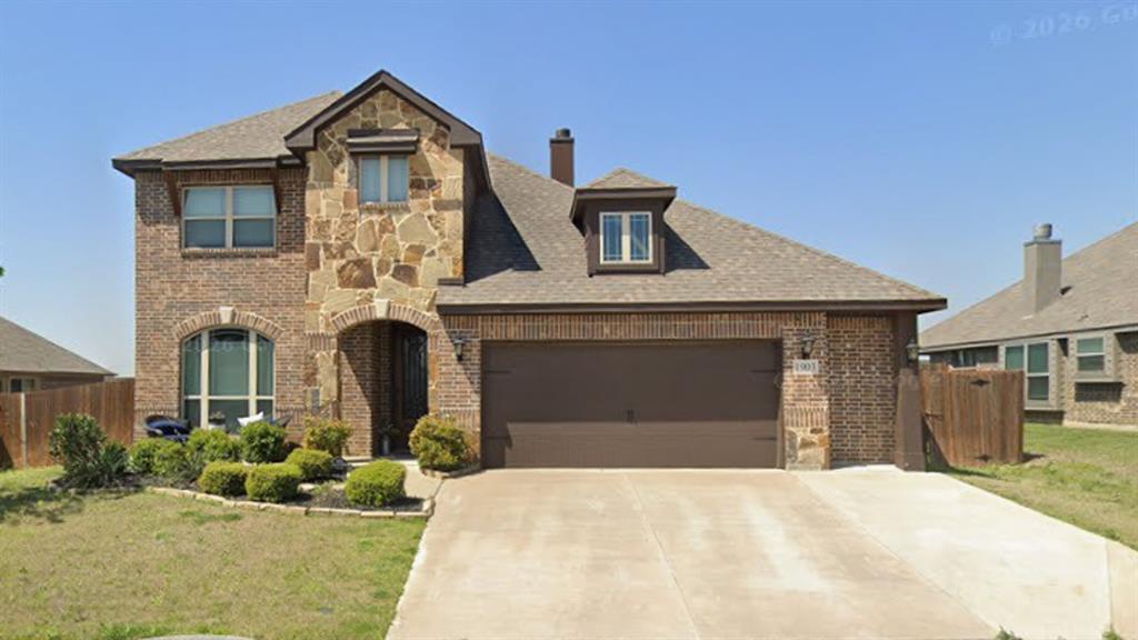 1903 Maplewood Drive Property Photo 1