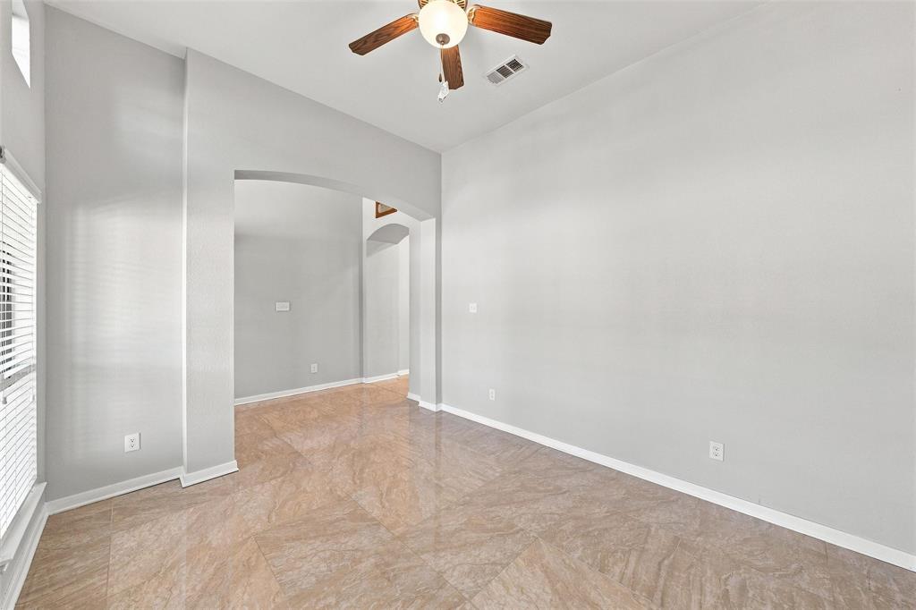 10409 Condor Loop Property Photo 5