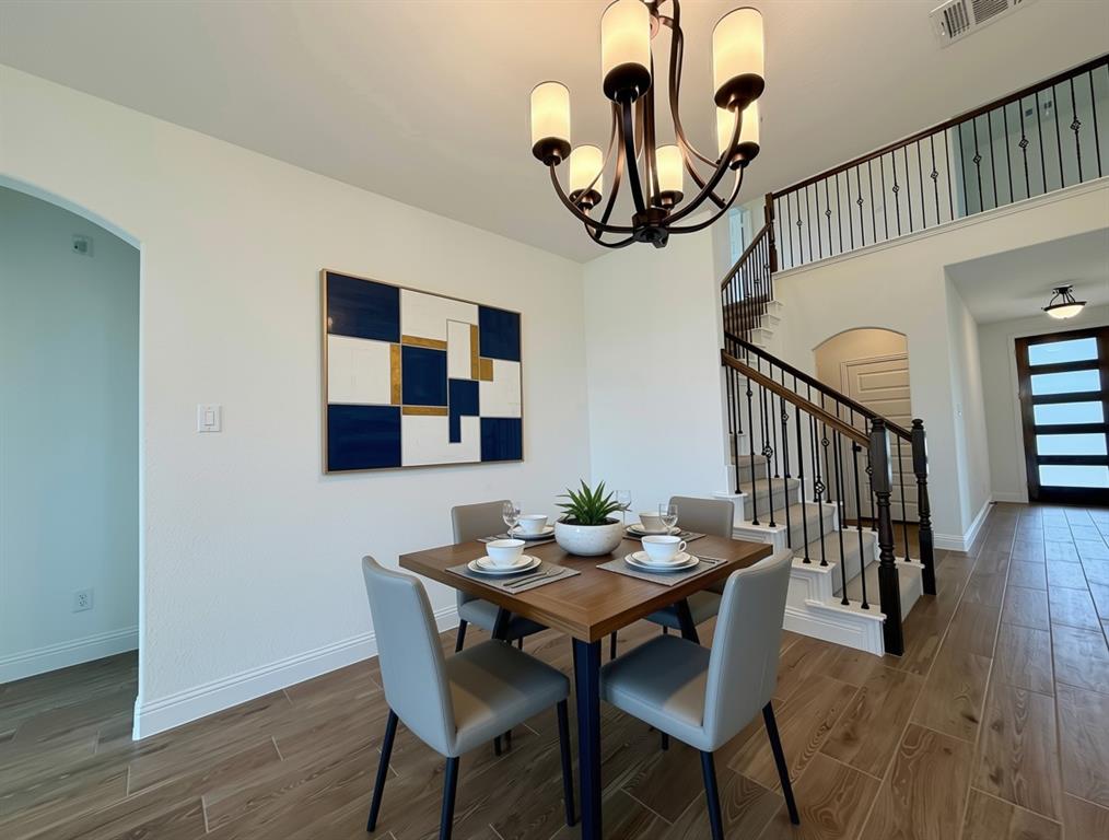 310 Devonshire Drive Property Photo 15