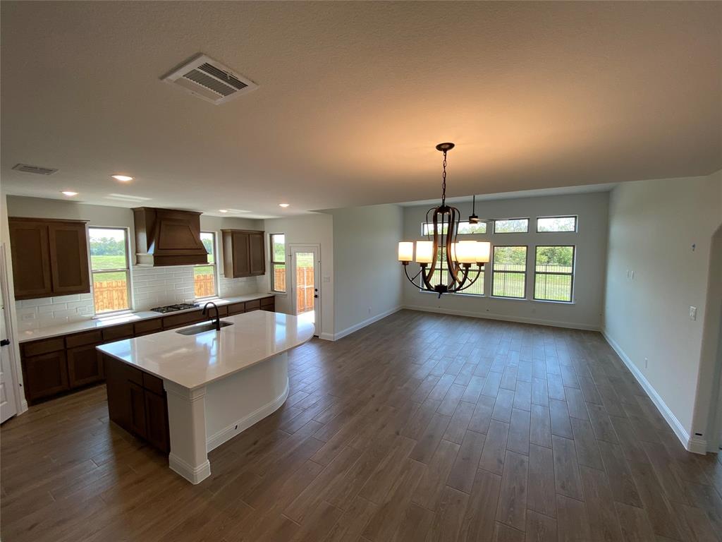 310 Devonshire Drive Property Photo 22