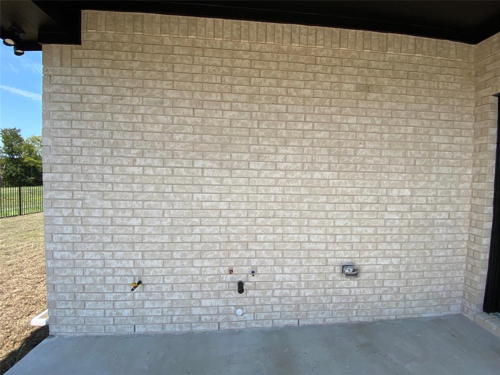 310 Devonshire Drive Property Photo 33