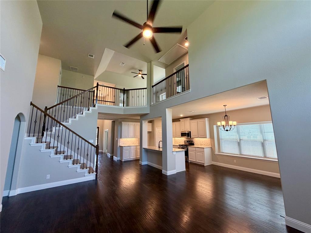 350 Devonshire Drive Property Photo 2
