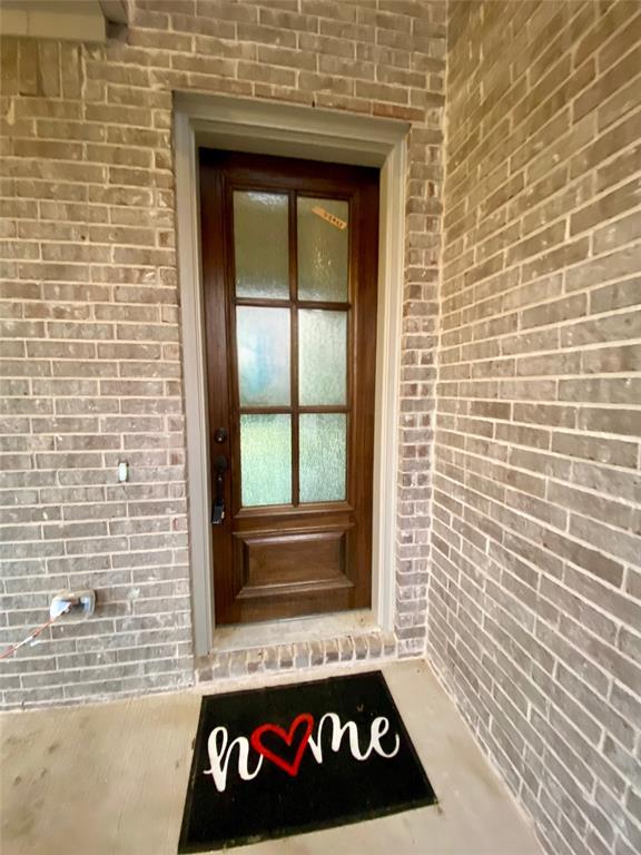350 Devonshire Drive Property Photo 4