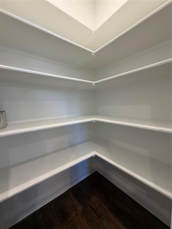 350 Devonshire Drive Property Photo 13