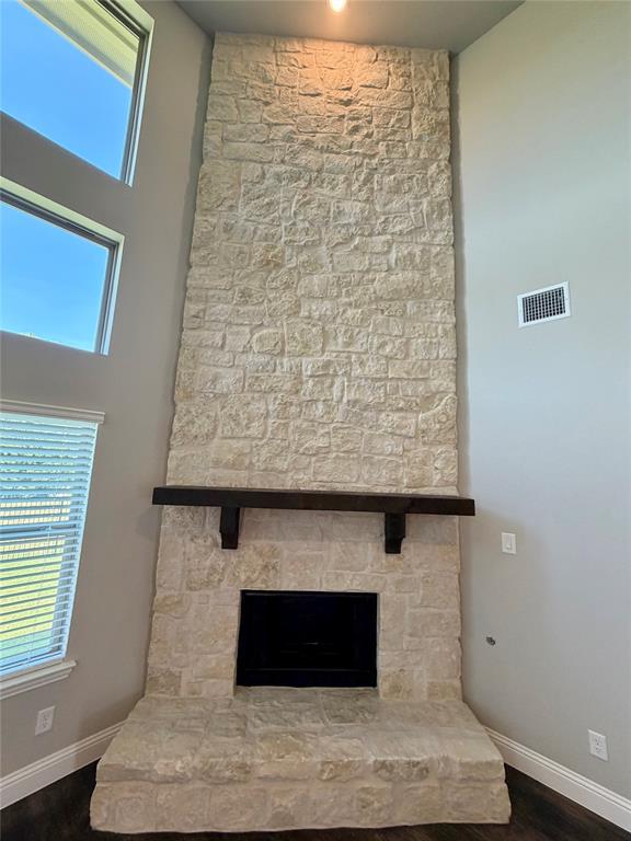 350 Devonshire Drive Property Photo 17