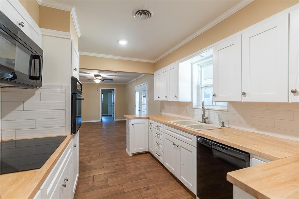 1702 Glendale Drive Property Photo 10