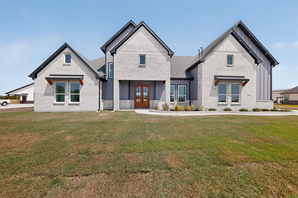 204 Cr 4615 Property Photo 2