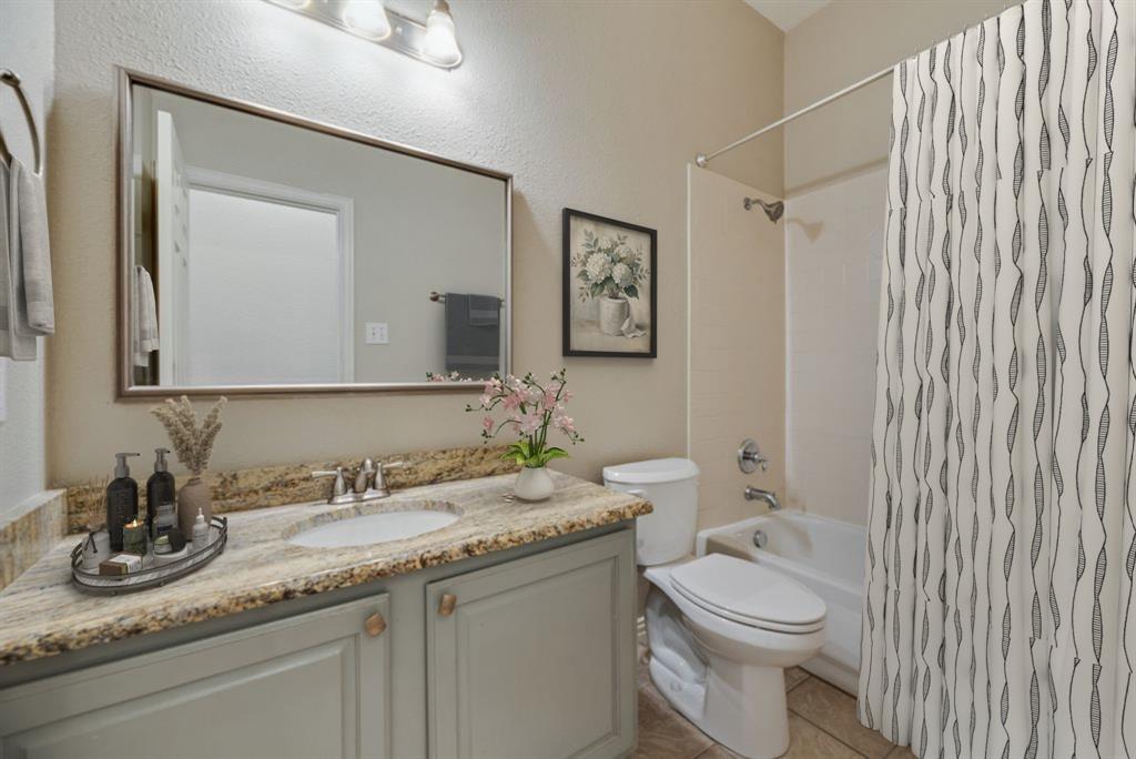 1009 Dancing Waters Avenue Property Photo 25