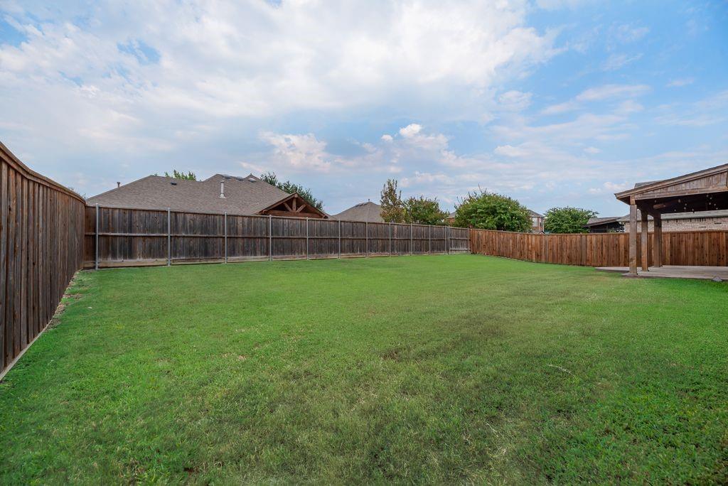 1009 Dancing Waters Avenue Property Photo 27