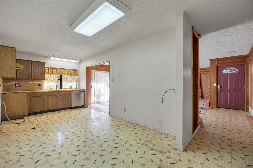 3005 Lemmontree Lane Property Photo 17