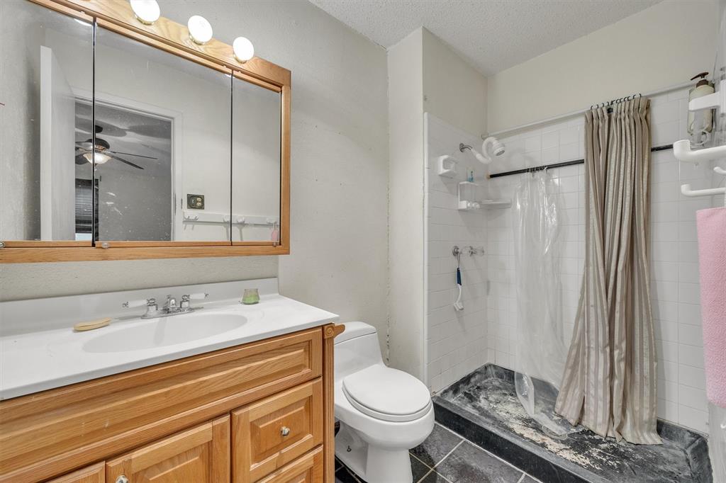 3005 Lemmontree Lane Property Photo 25
