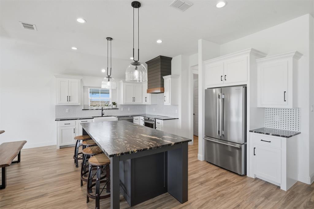 6941 Eagle Creek Drive Property Photo 12