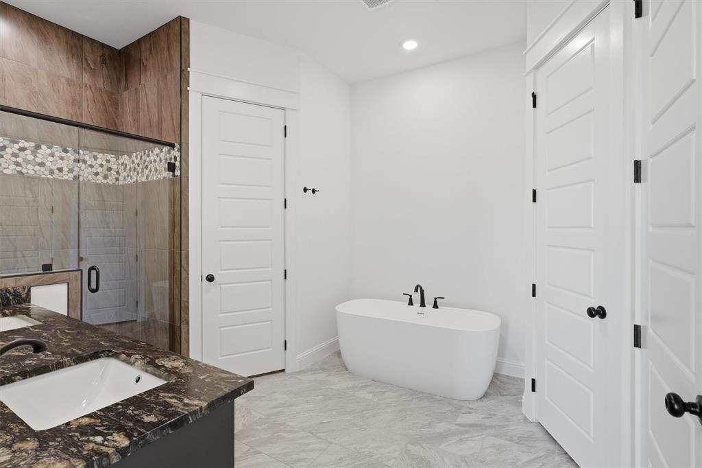 6941 Eagle Creek Drive Property Photo 22