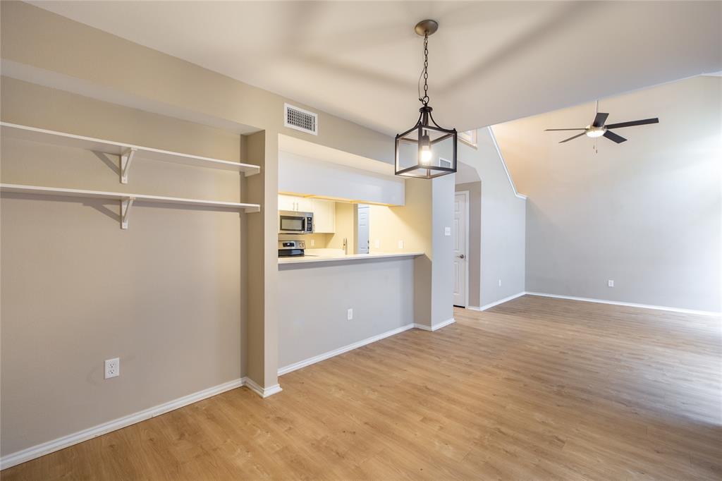 13234 Woodbend Lane Property Photo 7