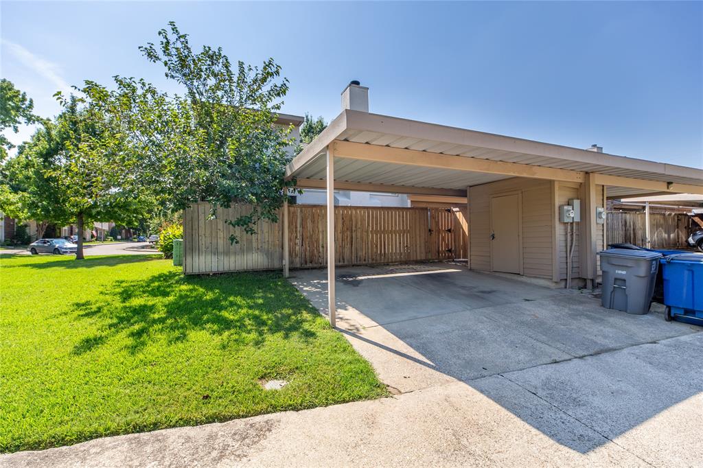 13234 Woodbend Lane Property Photo 26
