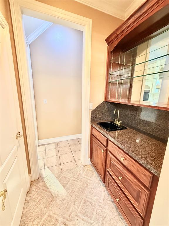 142 Downing Court Property Photo 10