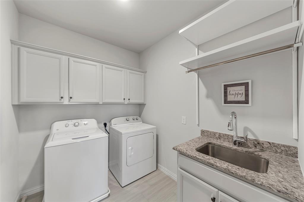 651 N Watters Road 5407 Property Photo 12