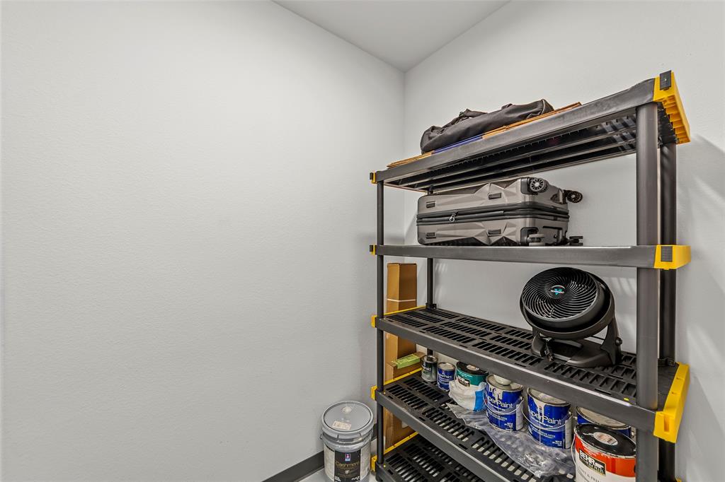 651 N Watters Road 5407 Property Photo 30