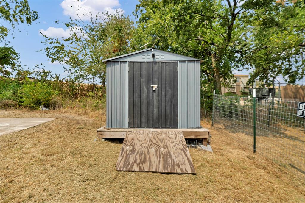 8108 Scenic Ridge Court Property Photo 16