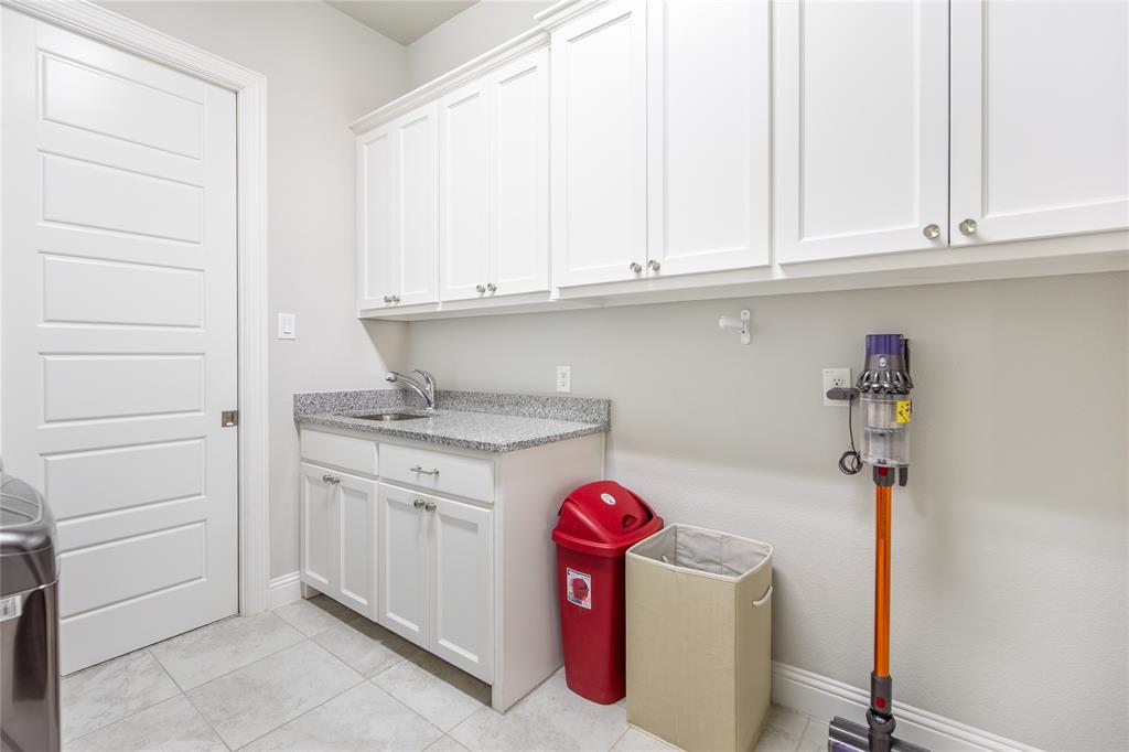 2732 Piersall Drive Property Photo 25