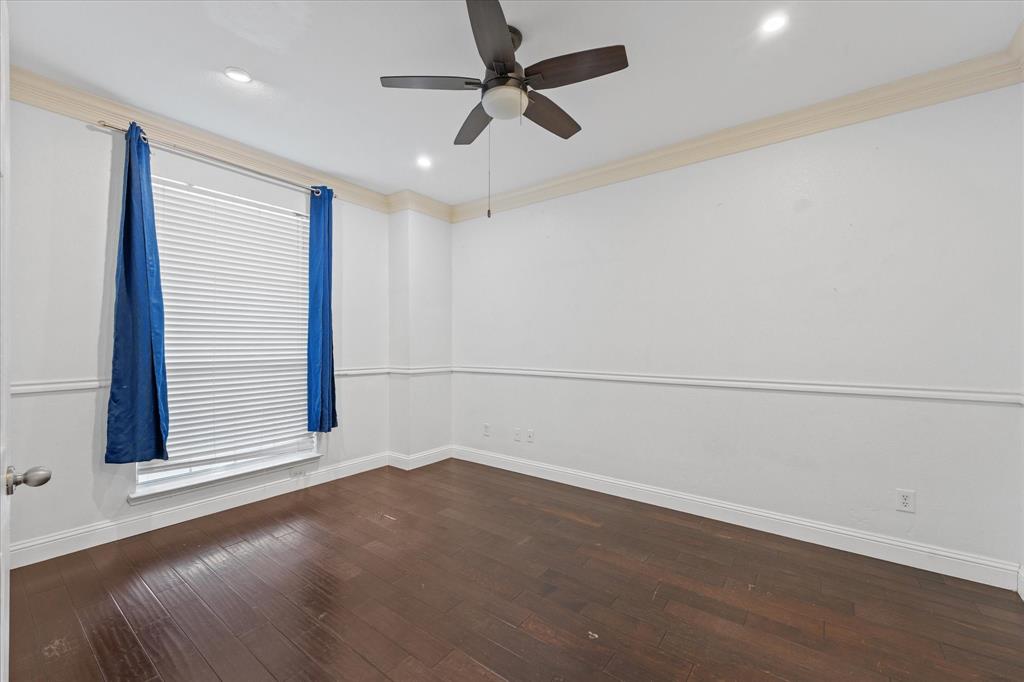 2236 Sparrow Hawk Court Property Photo 8