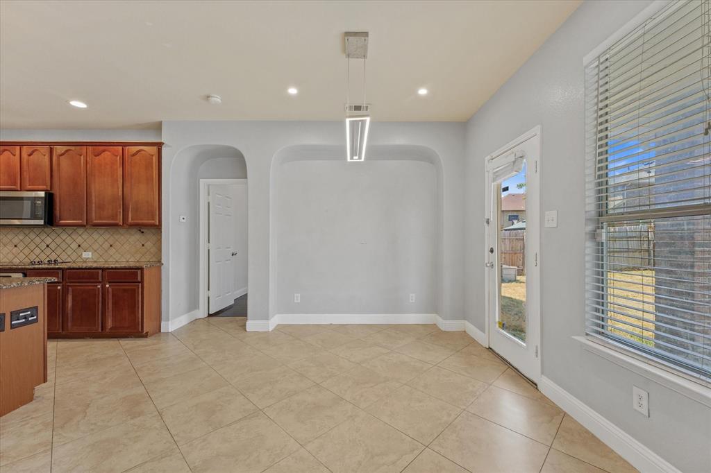 2236 Sparrow Hawk Court Property Photo 16