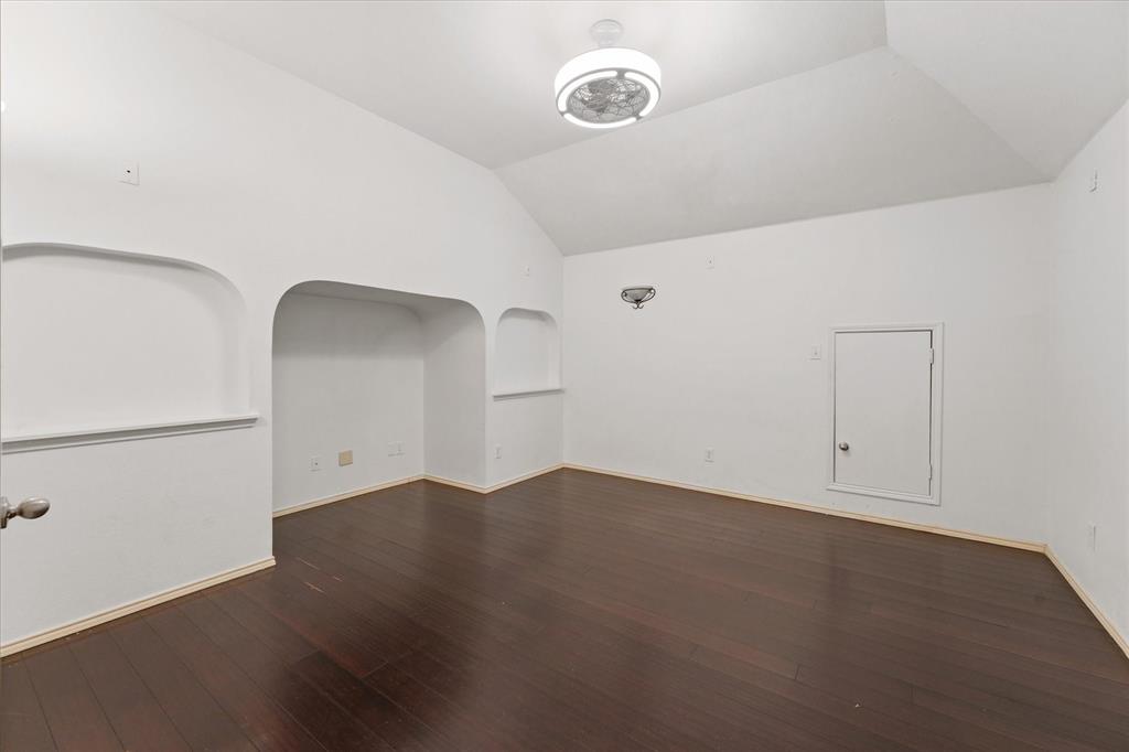 2236 Sparrow Hawk Court Property Photo 24