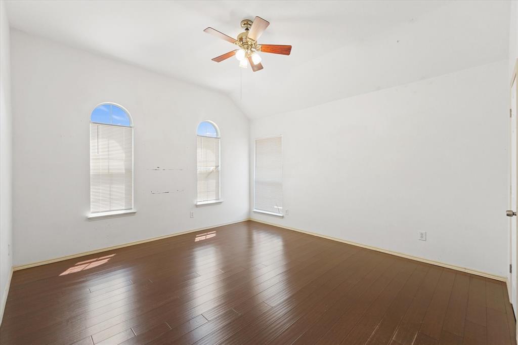 2236 Sparrow Hawk Court Property Photo 27