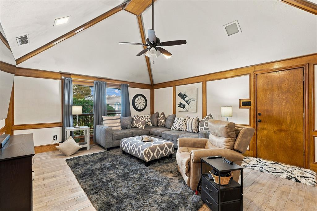 2906 River Crest Street Property Photo 14
