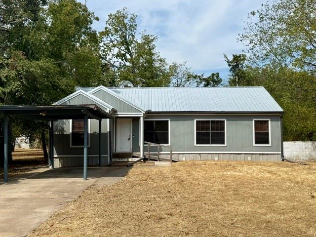 1119 Commerce Drive Property Photo 2