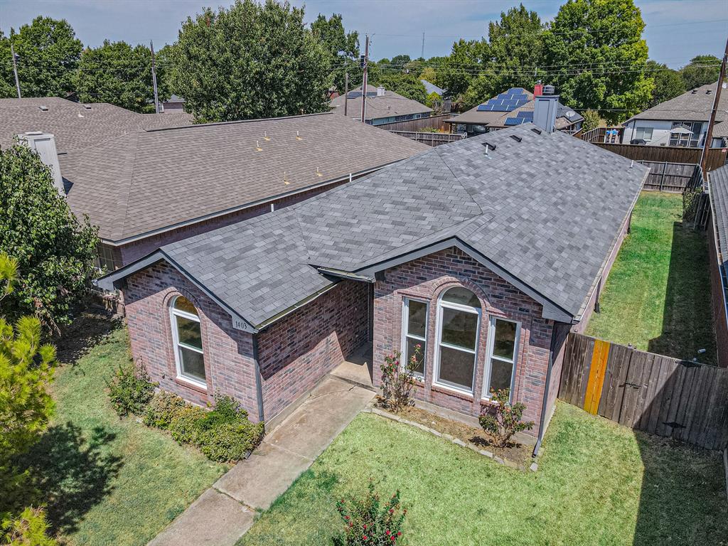 1403 E Brown Street Property Photo 2