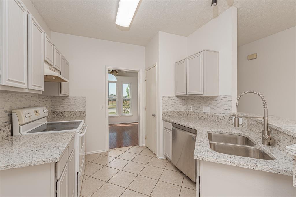 1403 E Brown Street Property Photo 6