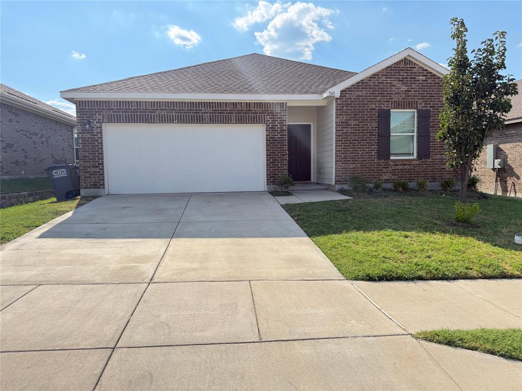 745 Richmond Drive Property Photo 1