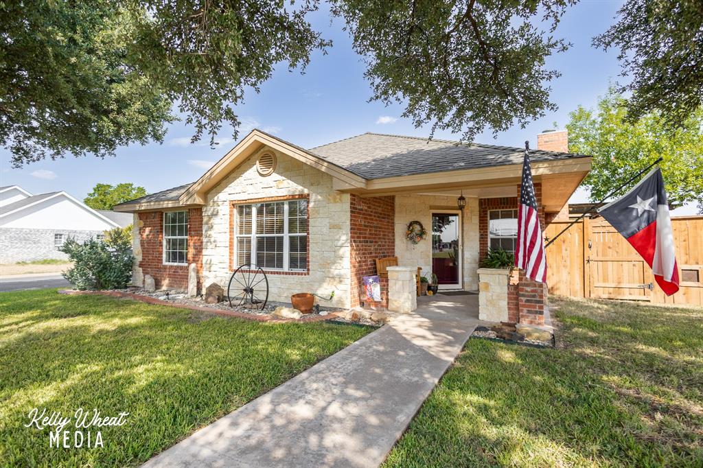 7602 Aspen Avenue Property Photo 1
