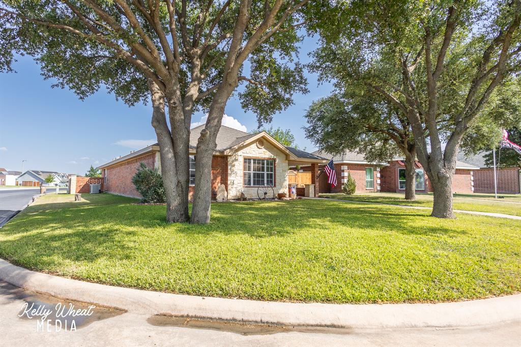 7602 Aspen Avenue Property Photo 1