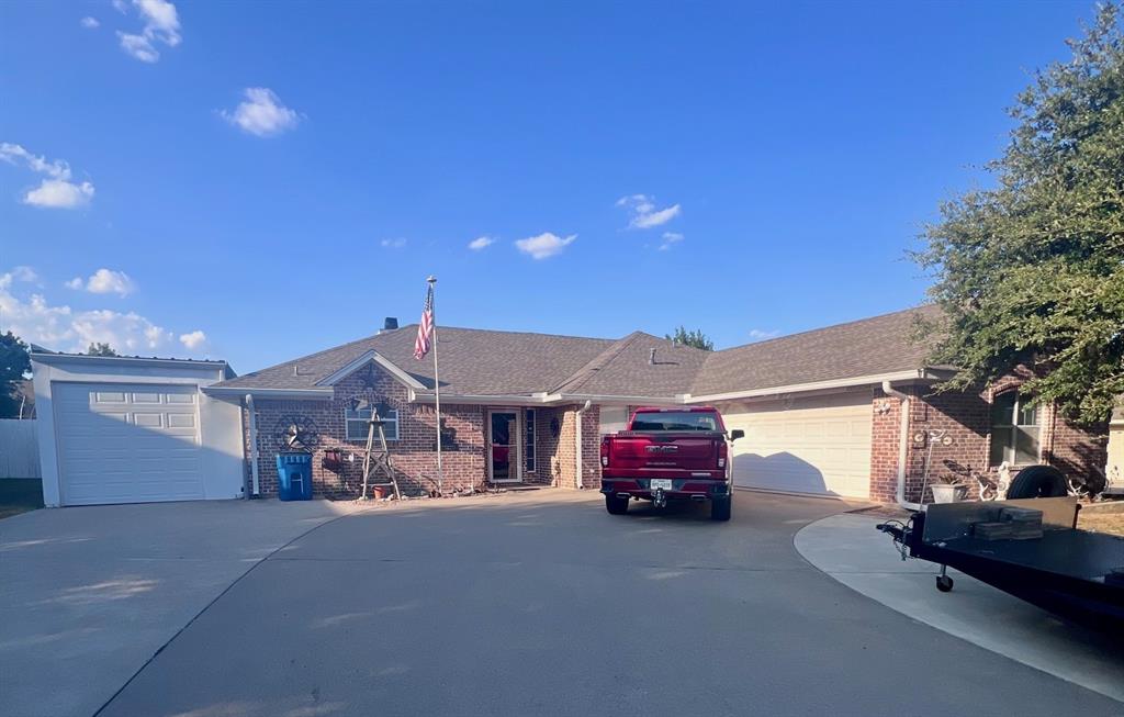105 Topaz Circle Property Photo 1