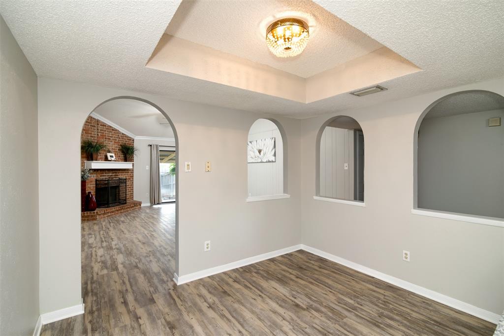 2937 Carnaby Lane Property Photo 6