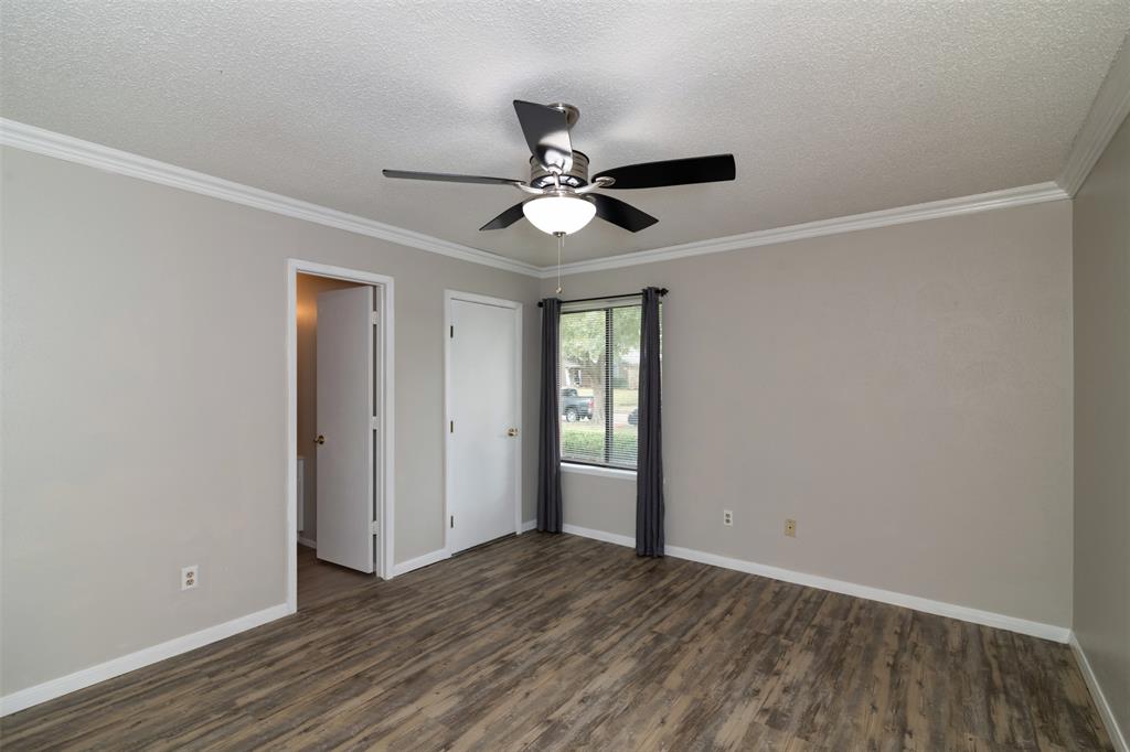 2937 Carnaby Lane Property Photo 9