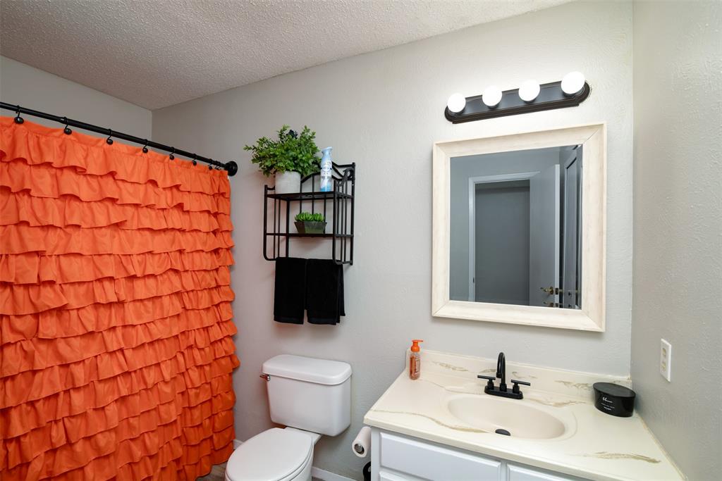 2937 Carnaby Lane Property Photo 18