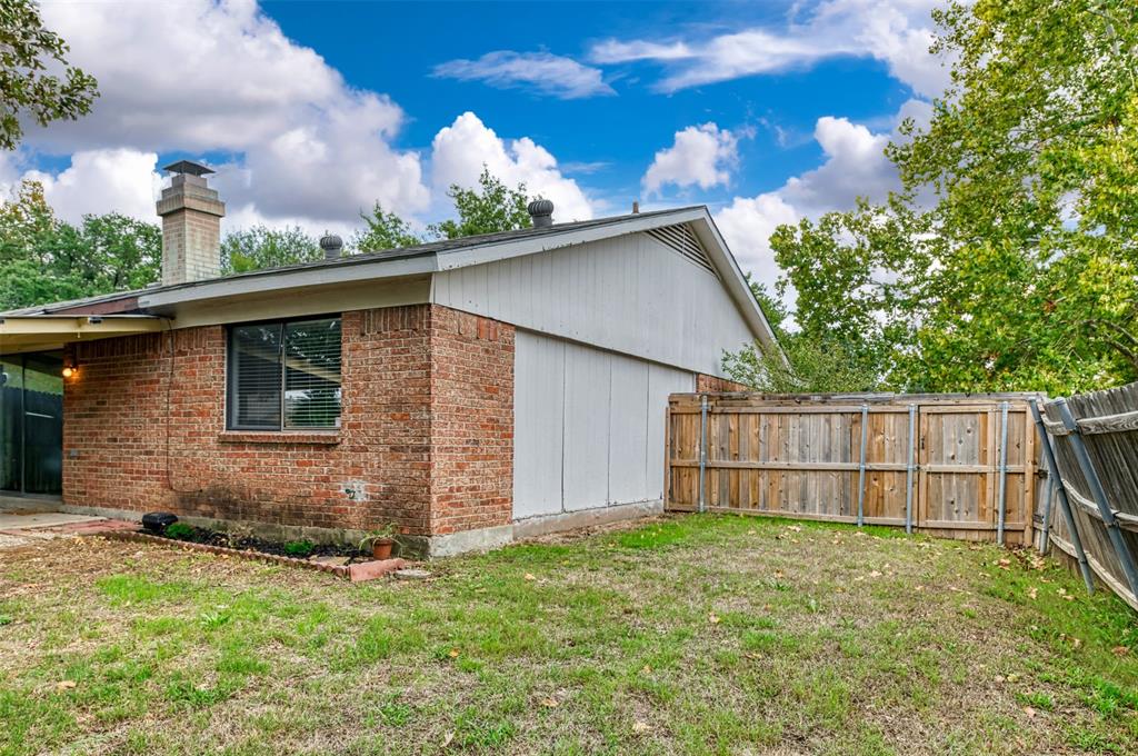 2937 Carnaby Lane Property Photo 24