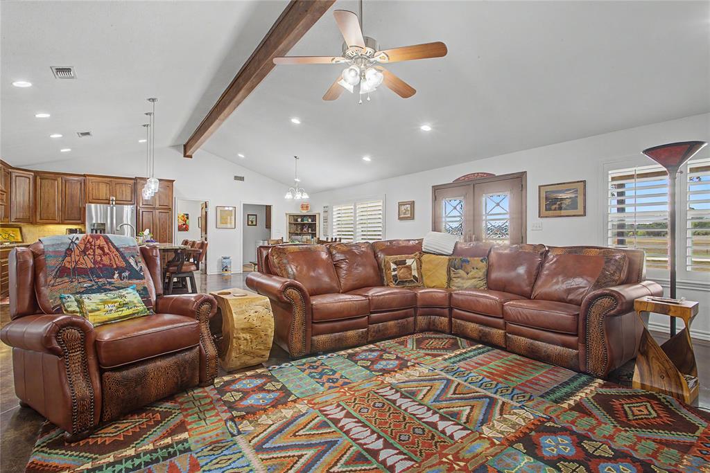 2728 S Fm 129 Property Photo 5