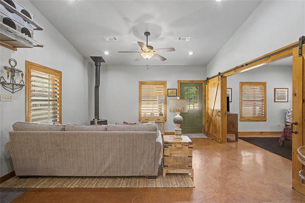 2728 S Fm 129 Property Photo 33